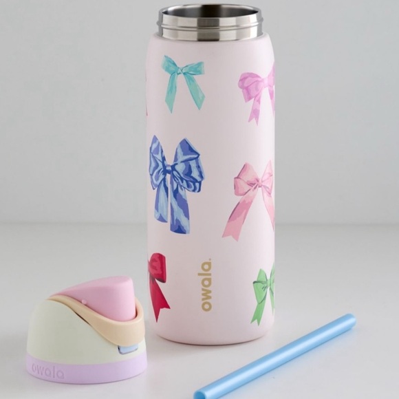 Owala UO Exclusive FreeSip 32 oz Water Bottle - Picture 2 of 4